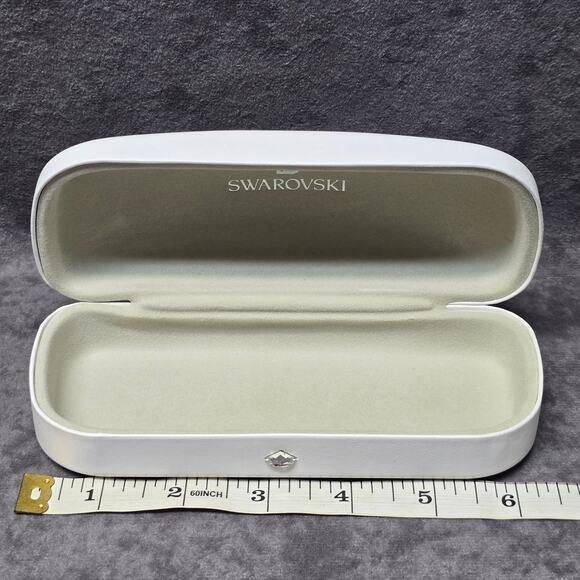 Swarovski White Leather Clamshell Eye Glass Case Clam Shell - Picture 12 of 13